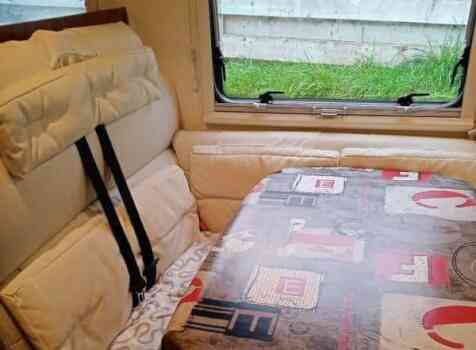 camping-car ITINEO  MJB 740  intérieur